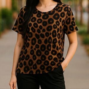 Liz Mccoy Top Size 1X Animal Print Tie Front Short Sleeves Stretch